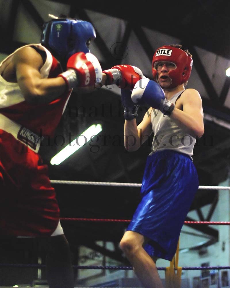 tttscgoldengloves8001.jpg