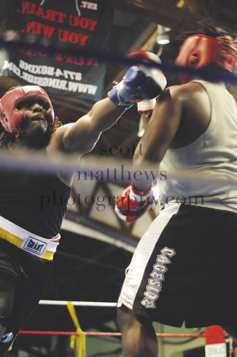 tttscgoldenglovesx35.jpg